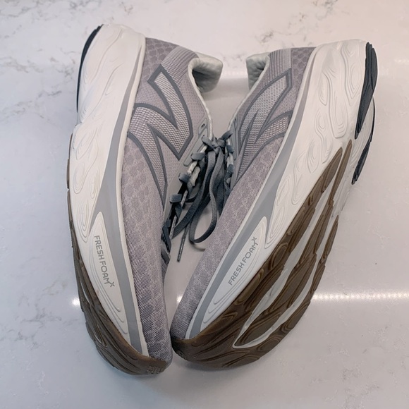 New Balance Fresh Foam x 1080 Gray Running Shoes Size 11.5 - Picture 3 of 8